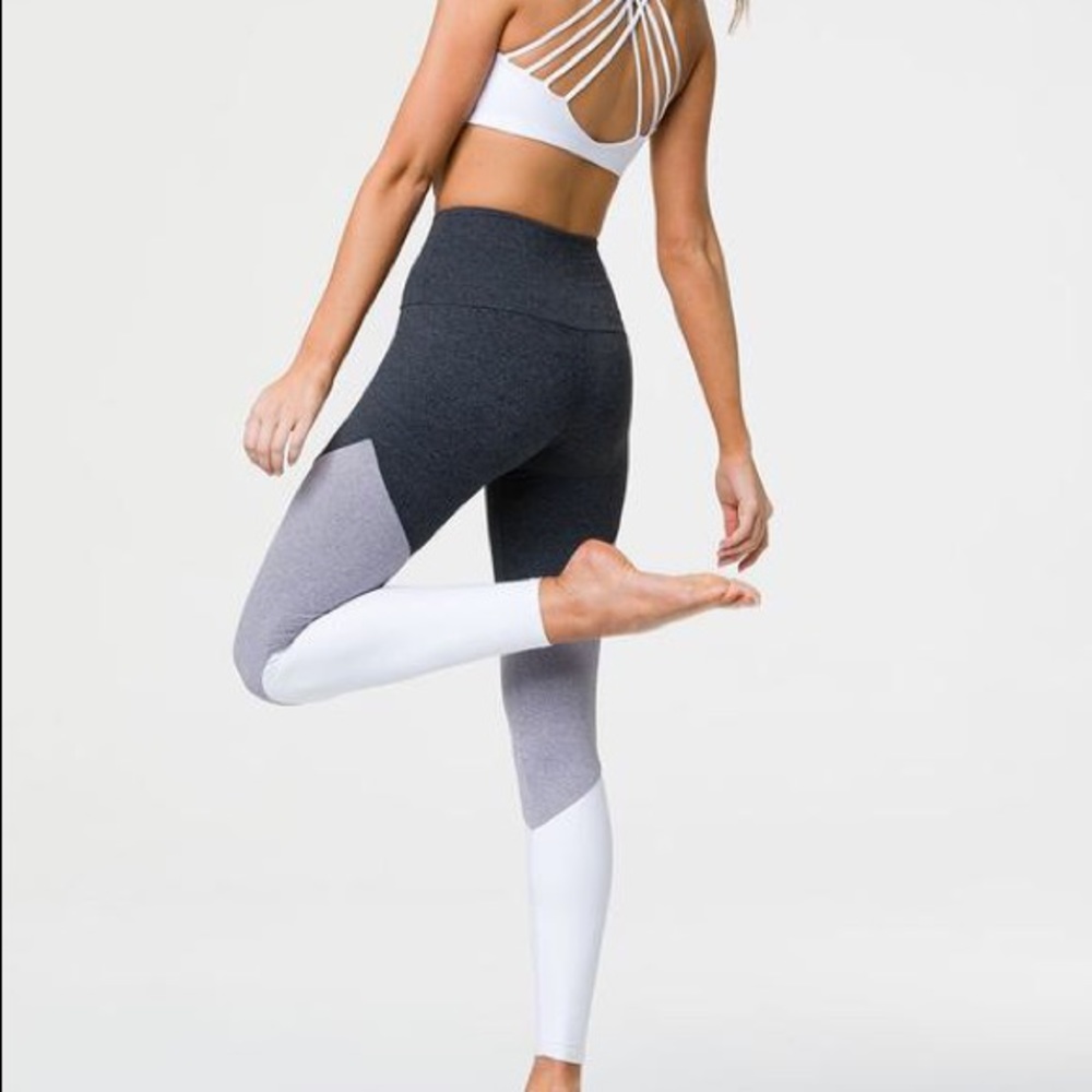 Onzie color block leggings Small